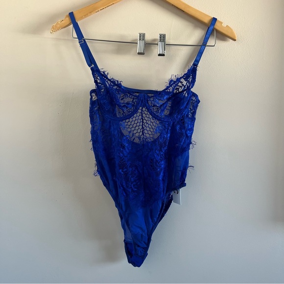 Windsor Tops - TICTOC | NWT Blue Lace Body Suit